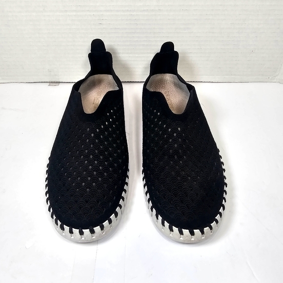 Ilse Jacobsen Shoes - Ilse Jacobsen Black Slip-On Flats Shoes  Womens Sz 39 (8.5 USA)